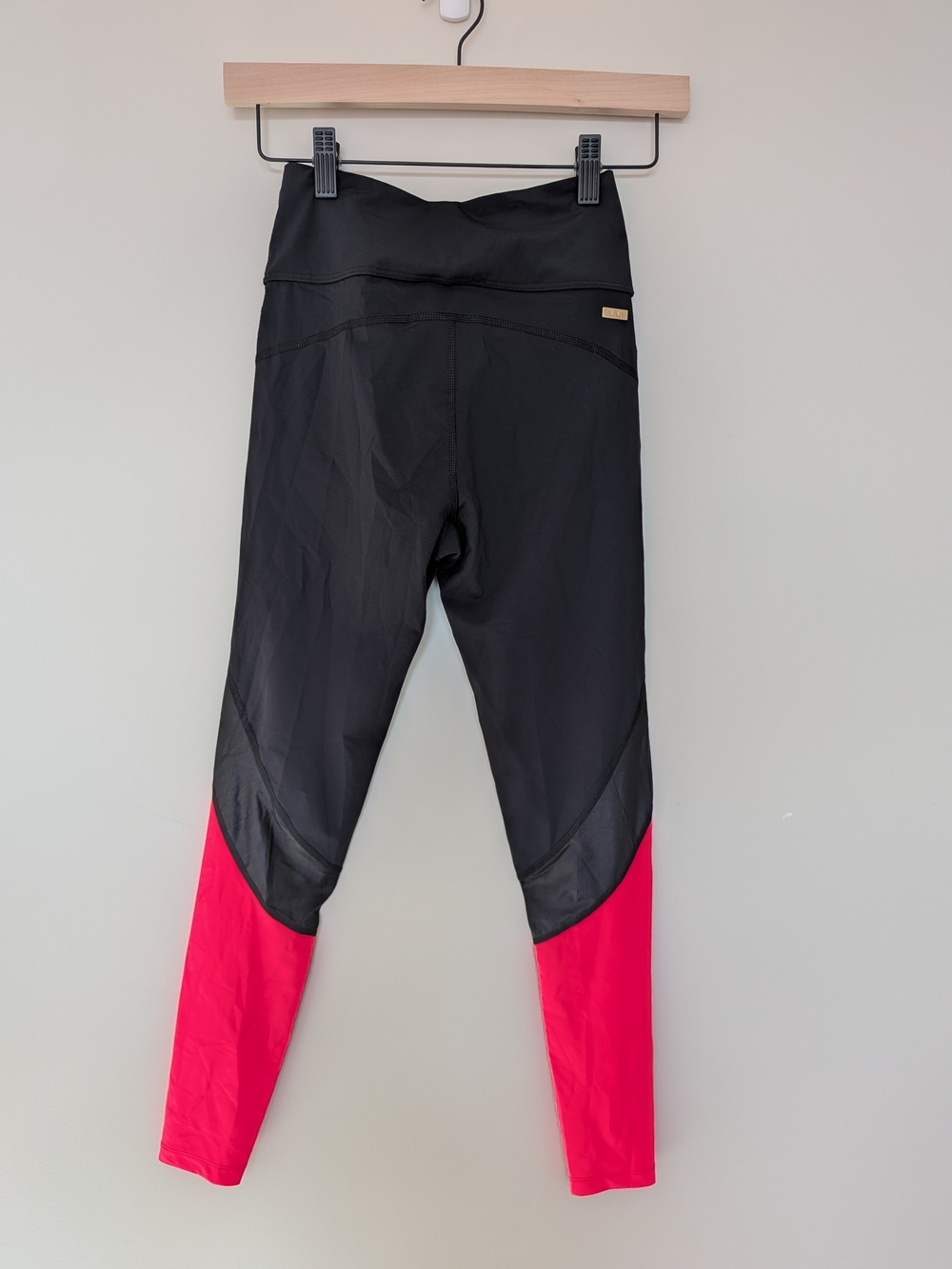 Black and Hot Pink ALALA Leggings - Picture 2 of 4